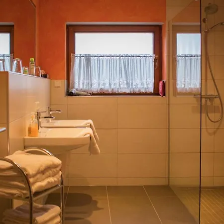 Panoramaferienwohnungen Stemler Lägenhet *